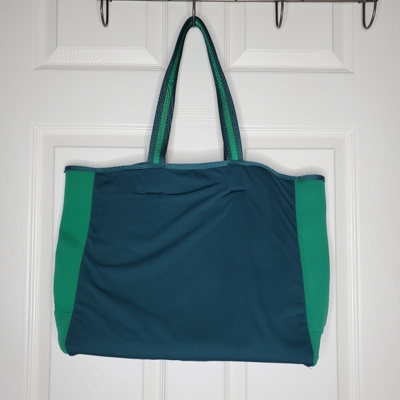 Summersalt Green Striped Neoprene Perfect Beach Tote Bag - Picture 5 of 10